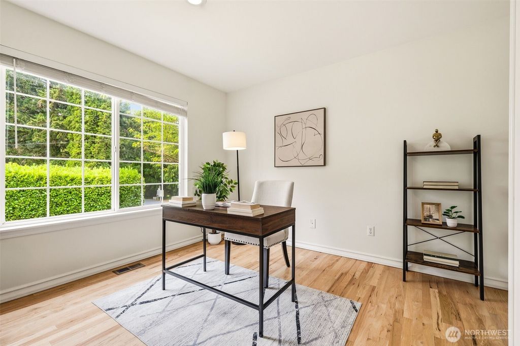Image 10 of property listing at 7703 NE 167th Street, Kenmore, WA 98028