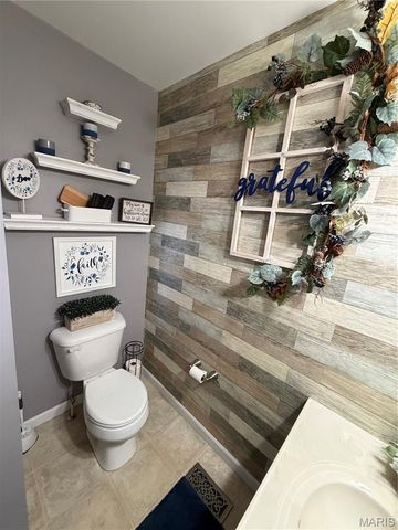 3089 Valley Oaks Drive, Imperial, MO 63052