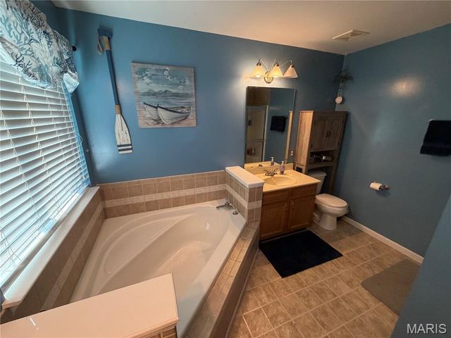 3089 Valley Oaks Drive, Imperial, MO 63052