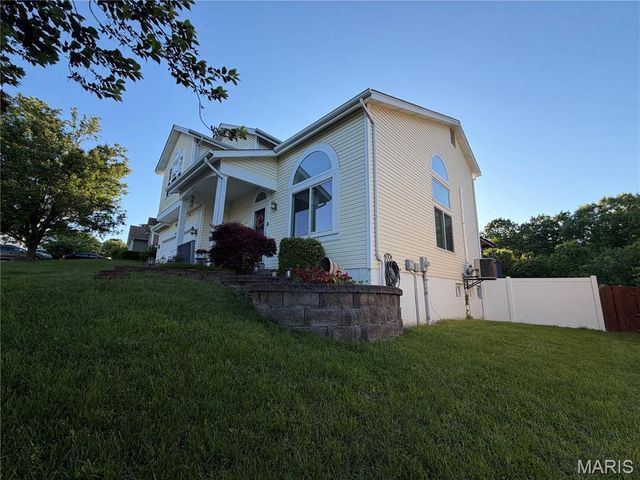 3089 Valley Oaks Drive, Imperial, MO 63052