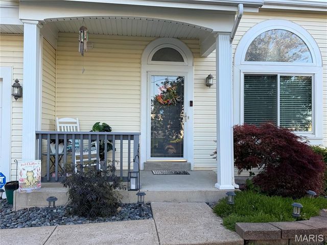 3089 Valley Oaks Drive, Imperial, MO 63052