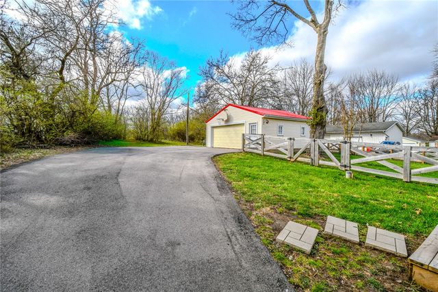 631 Kramer Road, Springfield, OH 45505