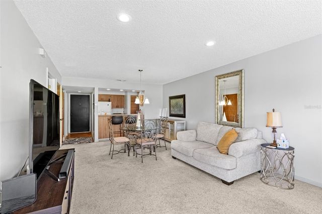 29300 BAY HOLLOW DRIVE 3250, Wesley Chapel, FL 33543
