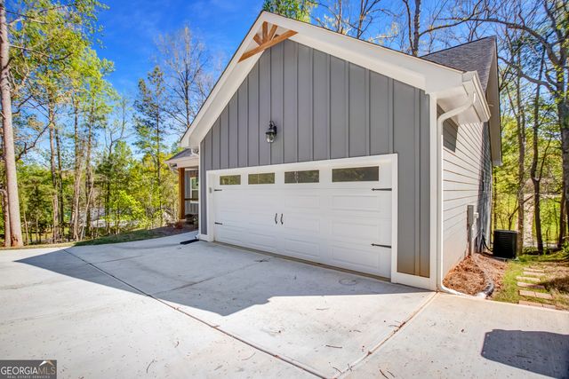 169 View Street, Clarkesville, GA 30523