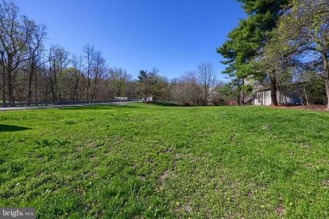 6200 OLD CARLISLE RD, Dover, PA 17315