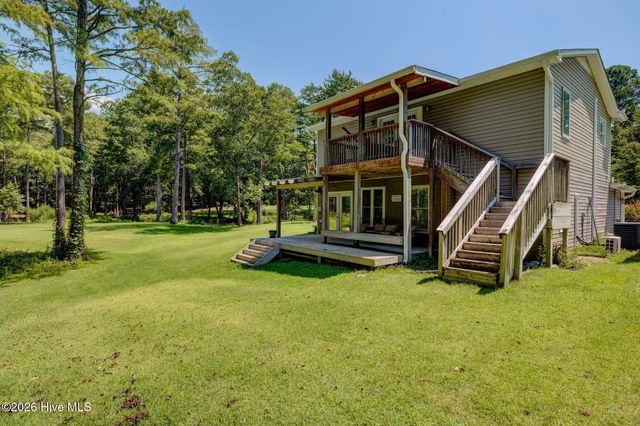 151 Pansy Lane, Hampstead, NC 28443