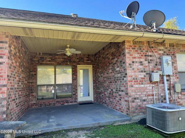1256 Kapalama Way, Diamondhead, MS 39525