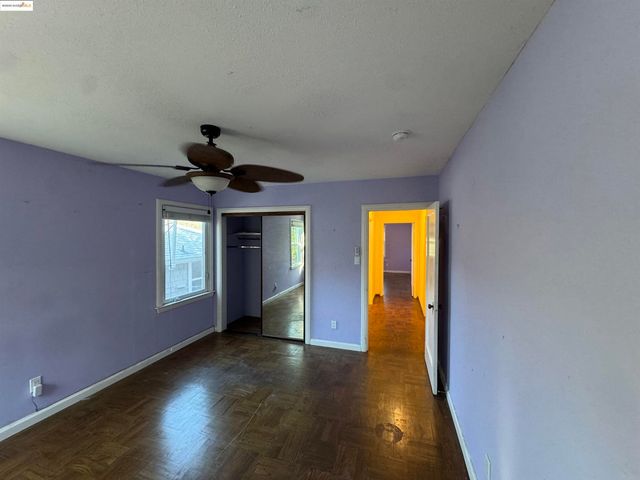 2701 Oliver Ave, Oakland, CA 94605