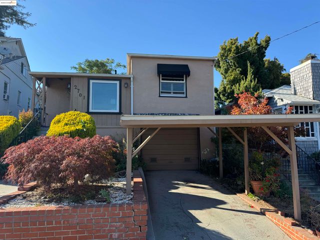 2701 Oliver Ave, Oakland, CA 94605