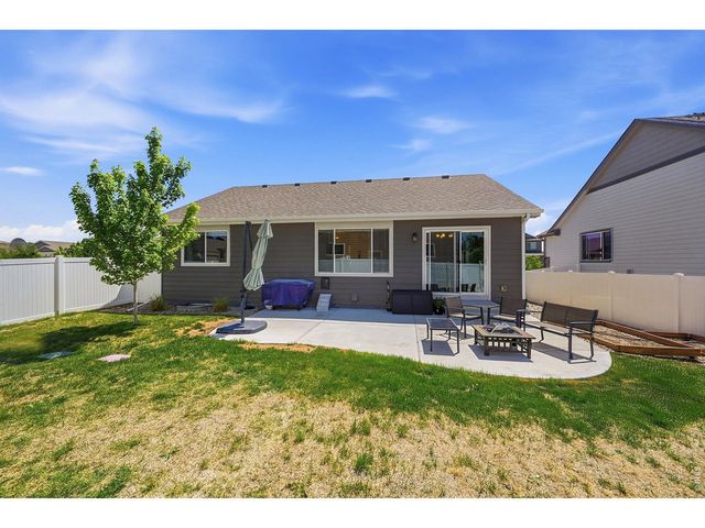 987 Axis Dr, Severance, CO 80550
