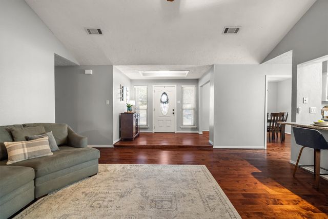 1344 Glyndon Drive, Plano, TX 75023