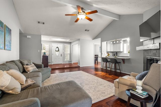 1344 Glyndon Drive, Plano, TX 75023