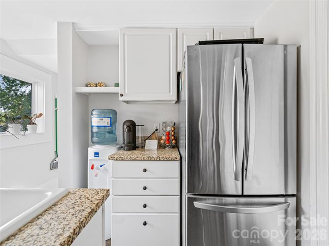 339 Merrimon Avenue, Asheville, NC 28801