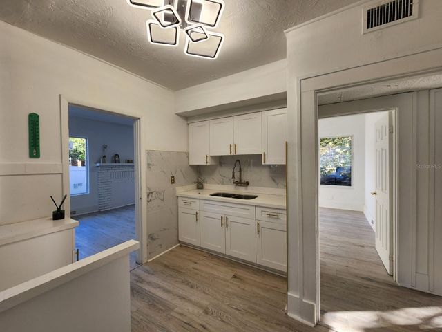 1311 11TH AVENUE S, St Petersburg, FL 33705