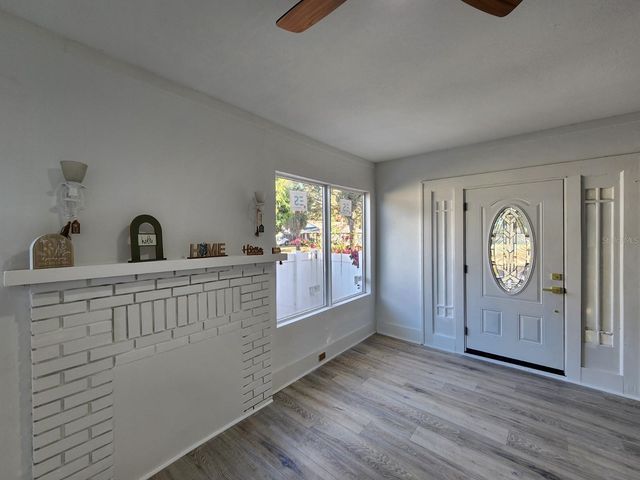1311 11TH AVENUE S, St Petersburg, FL 33705