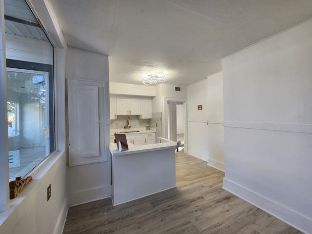 1311 11TH AVENUE S, St Petersburg, FL 33705