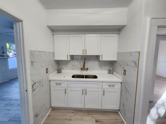 1311 11TH AVENUE S, St Petersburg, FL 33705