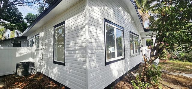 1311 11TH AVENUE S, St Petersburg, FL 33705