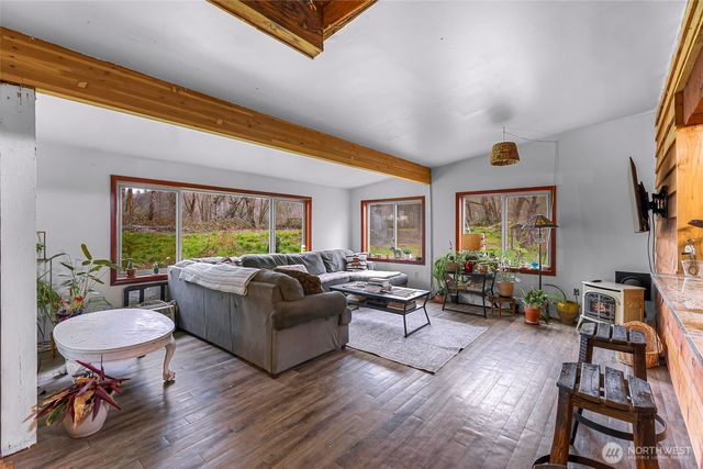 3772 E Hoff Road, Everson, WA 98247