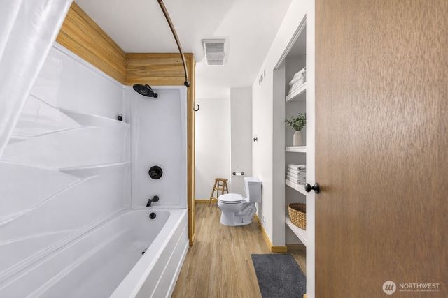 3772 E Hoff Road, Everson, WA 98247