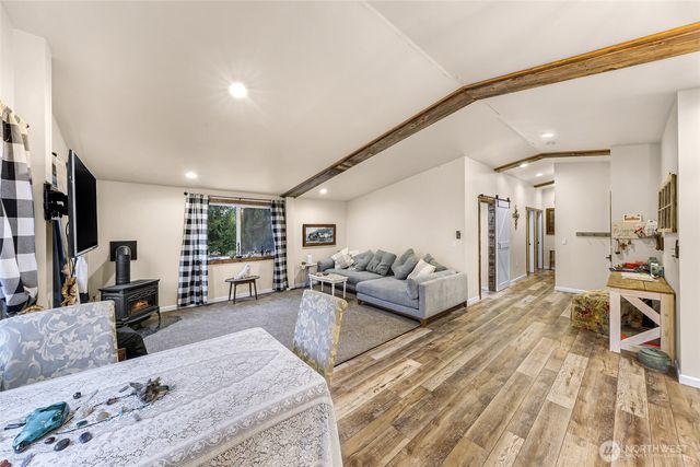 3772 E Hoff Road, Everson, WA 98247