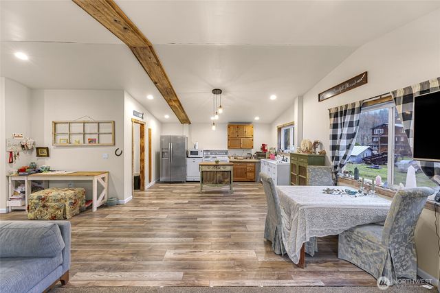 3772 E Hoff Road, Everson, WA 98247