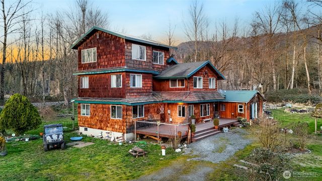 3772 E Hoff Road, Everson, WA 98247