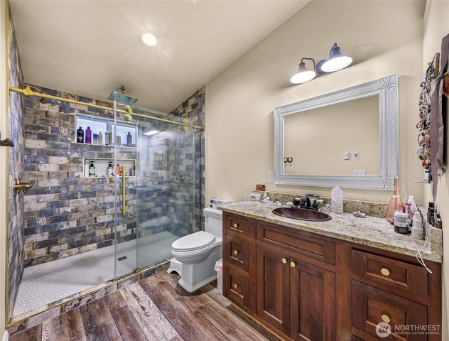 3772 E Hoff Road, Everson, WA 98247