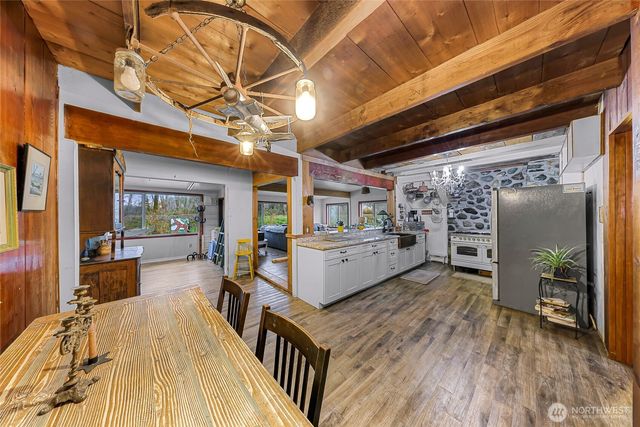 3772 E Hoff Road, Everson, WA 98247