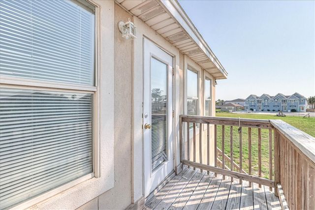 13986 Fortuna Bay Dr D, Corpus Christi, TX 78418