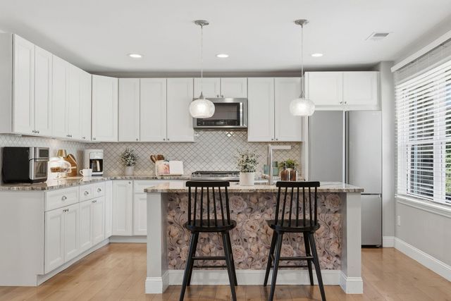 2204 Forest Lakes Boulevard, Charleston, SC 29414