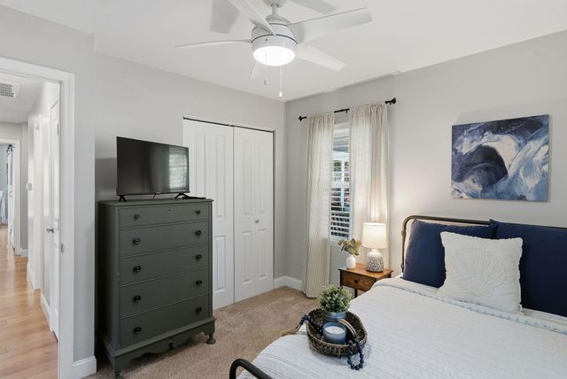 2204 Forest Lakes Boulevard, Charleston, SC 29414