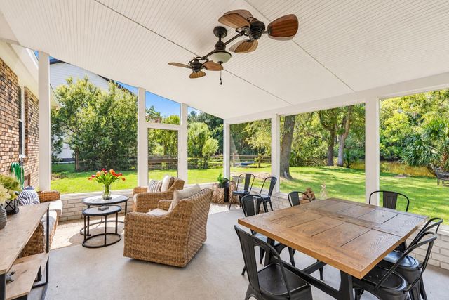 2204 Forest Lakes Boulevard, Charleston, SC 29414