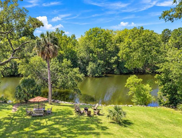 2204 Forest Lakes Boulevard, Charleston, SC 29414