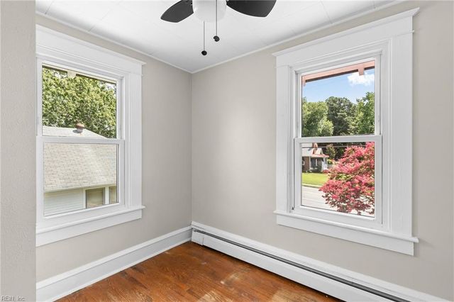 149 Beach RD, Hampton, VA 23664