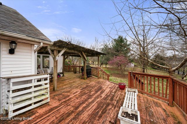 9802 Independence School Rd, Louisville, KY 40291