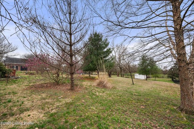 9802 Independence School Rd, Louisville, KY 40291