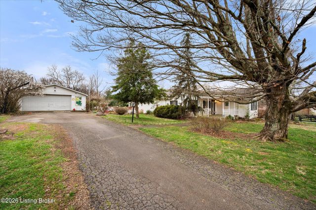 9802 Independence School Rd, Louisville, KY 40291