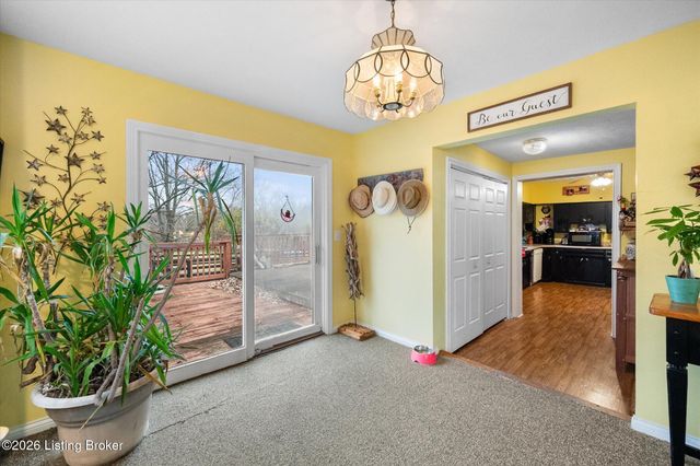 9802 Independence School Rd, Louisville, KY 40291