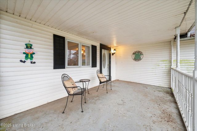 9802 Independence School Rd, Louisville, KY 40291