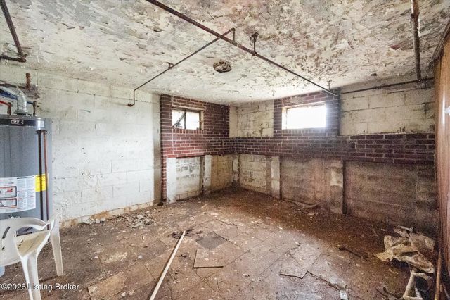 9802 Independence School Rd, Louisville, KY 40291