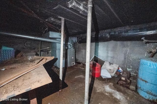 9802 Independence School Rd, Louisville, KY 40291