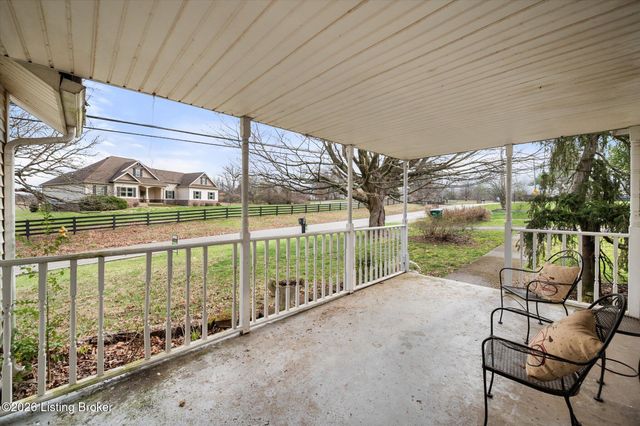 9802 Independence School Rd, Louisville, KY 40291