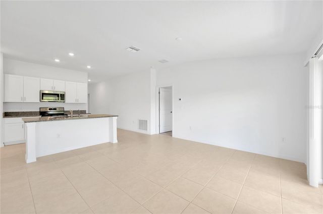 5174 FIDDLE FIG AVENUE, Wimauma, FL 33598