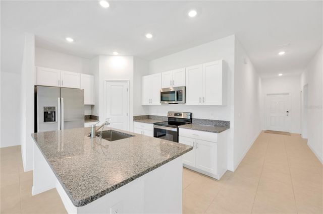 5174 FIDDLE FIG AVENUE, Wimauma, FL 33598