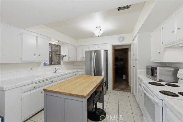 43463 Briercliff, Hemet, CA 92544