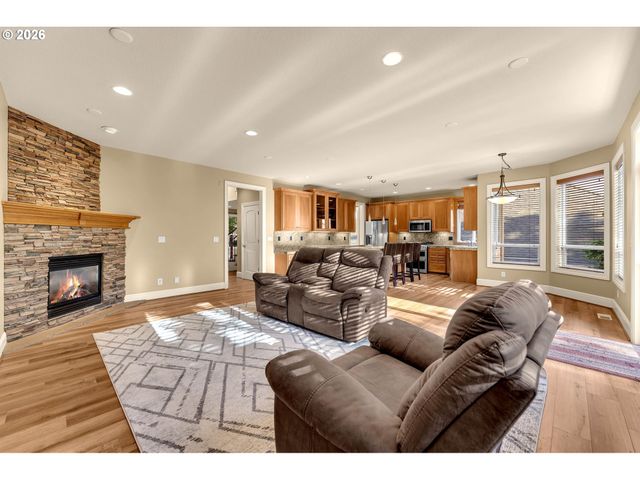 2573 34TH St, Washougal, WA 98671