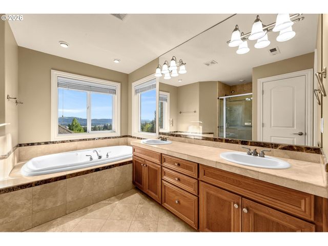 2573 34TH St, Washougal, WA 98671