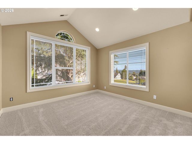 2573 34TH St, Washougal, WA 98671