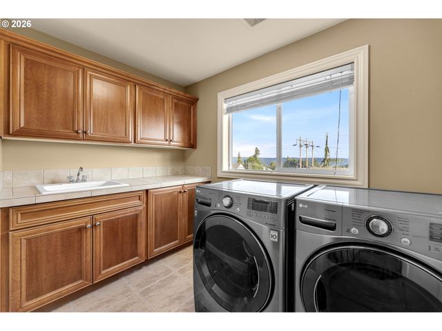 2573 34TH St, Washougal, WA 98671